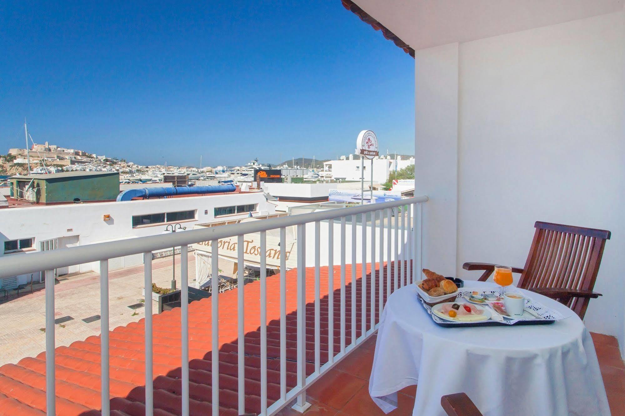 Anchorage Hotel Ibiza Bagian luar foto