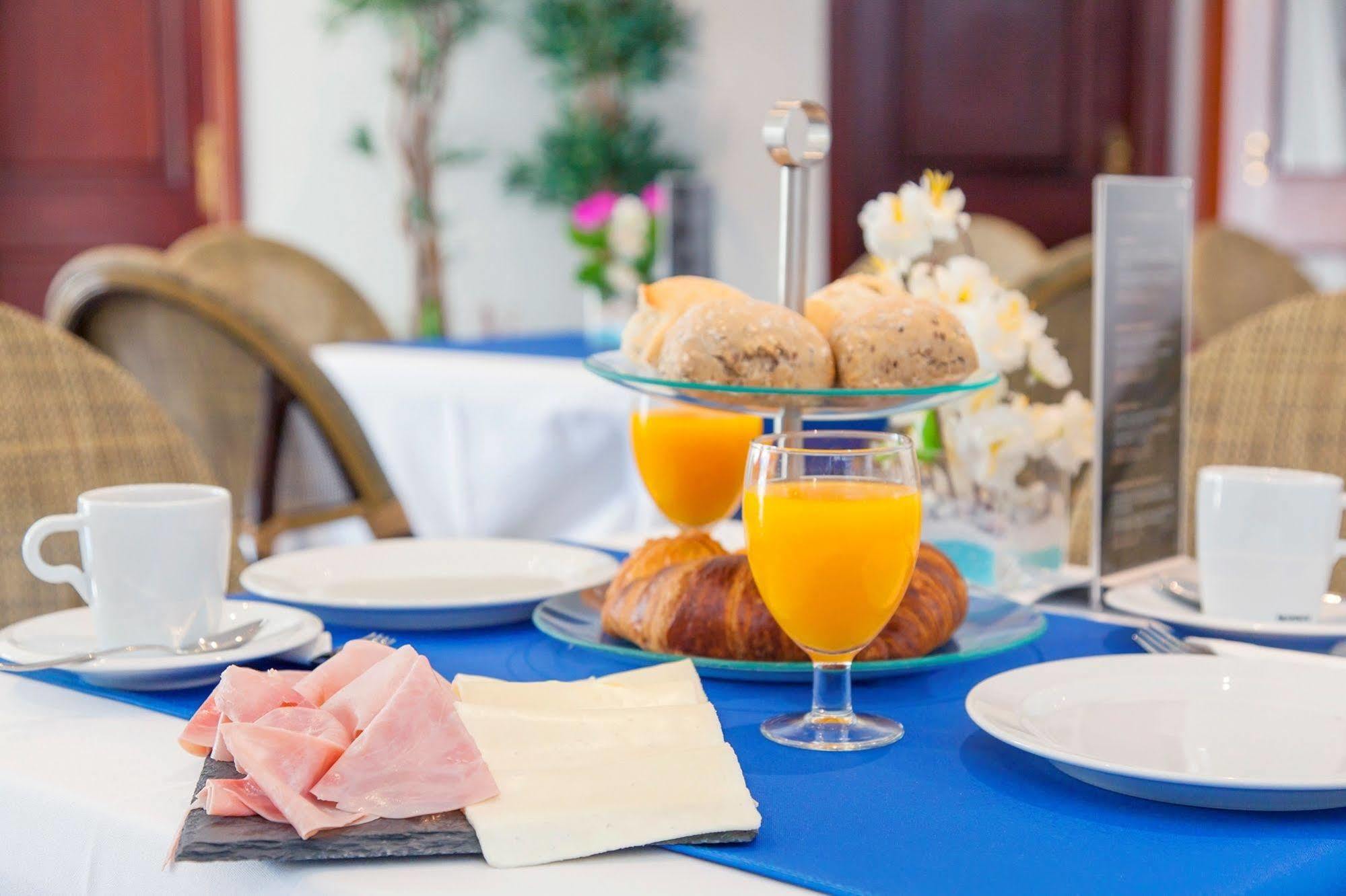 Anchorage Hotel Ibiza Bagian luar foto